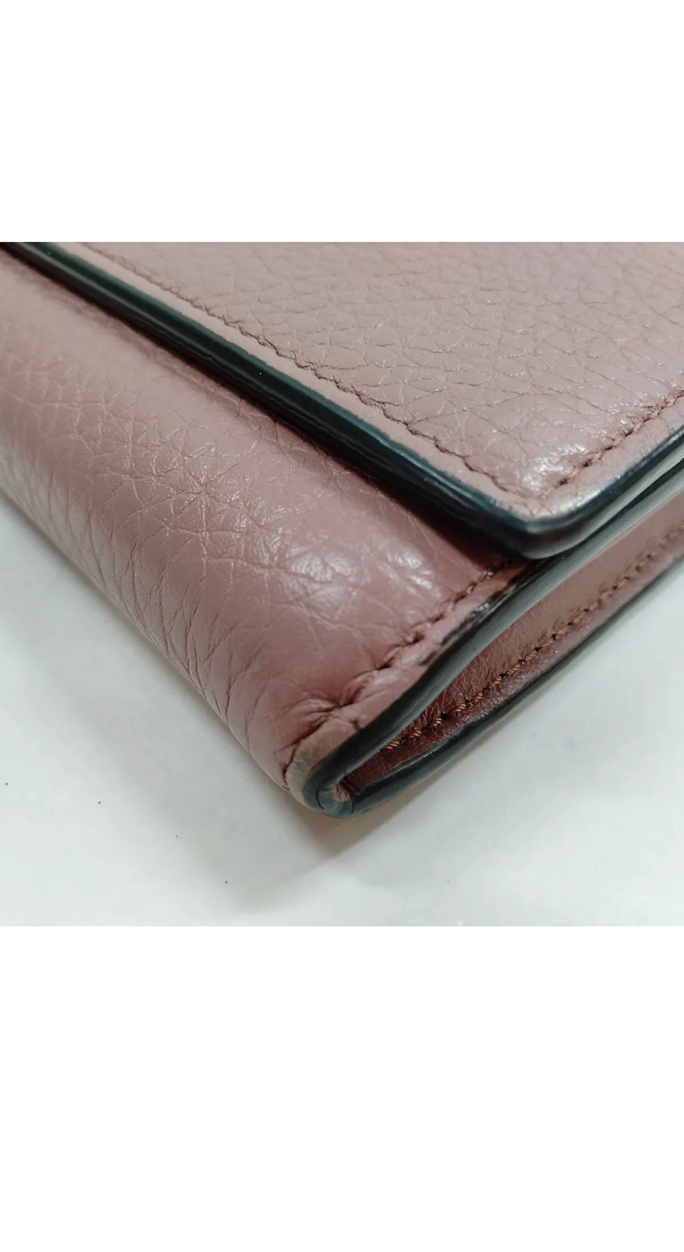 Thumbnail: Fendi Pink Leather Peekaboo Wallet (Mauve)