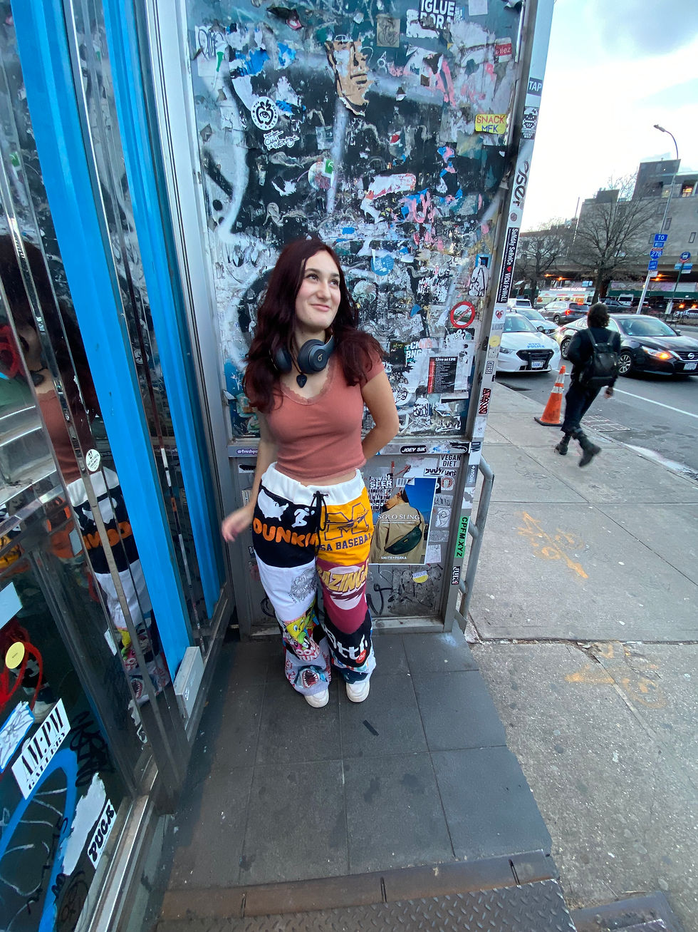 Thumbnail: Daniela Pants