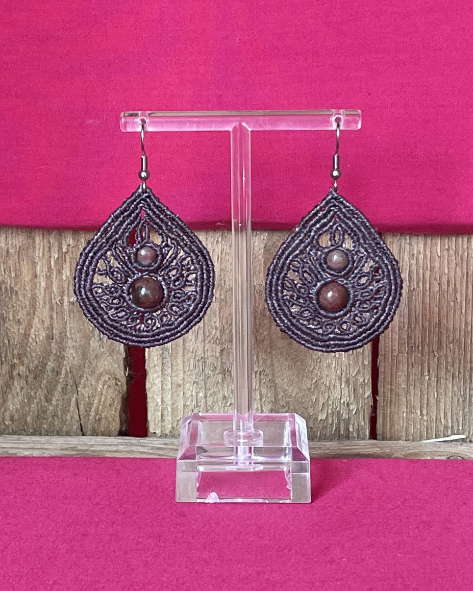 Arabesque – Rhodonite - micro-macramé - Collier - Boucles d'Oreilles - Atelier Arti'zen