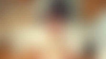 "Como assim uns Uber de 14 reais, uns Ifood de 35, as blusinhas da promoção de 29,90 e uns e-books deram R$ 1.784 no cartão?”