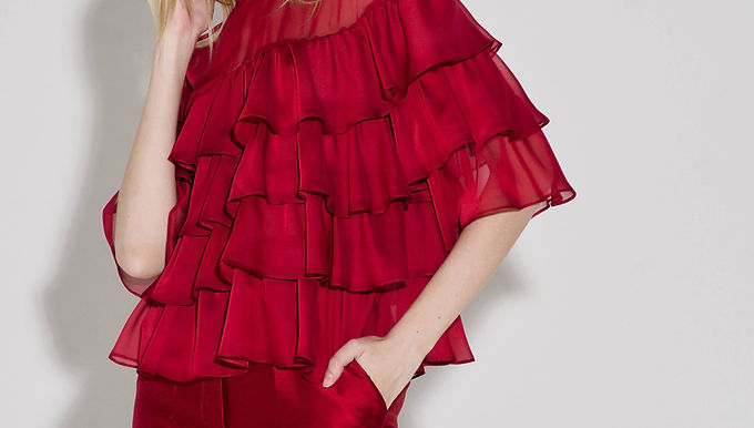 Вечерняя блуза с воланами