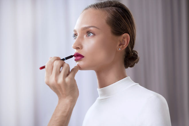 Modèle Application Rouge à lèvres