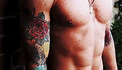 tumblr_inline_nz65pcC1Ep1rll3ru_250.gif.