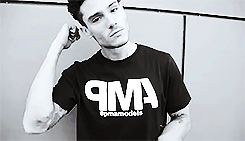 tumblr_inline_nz65p6N6aJ1rll3ru_250.gif.