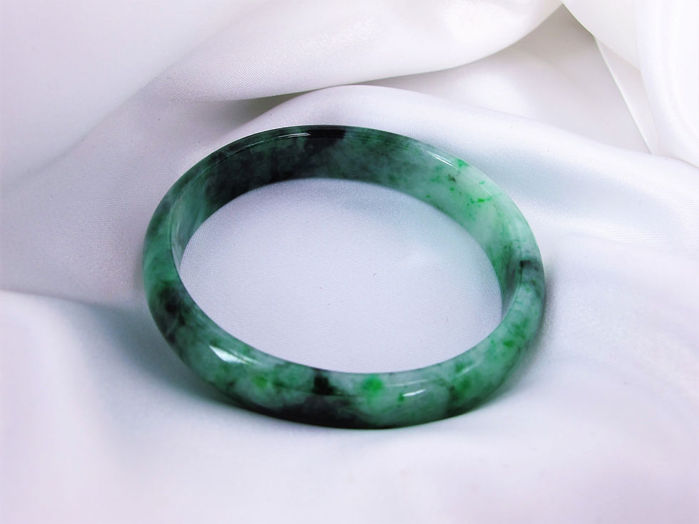 Thumbnail: JCj 202B Jade 翡翠 Bangle  with wonderful and beautiful colour