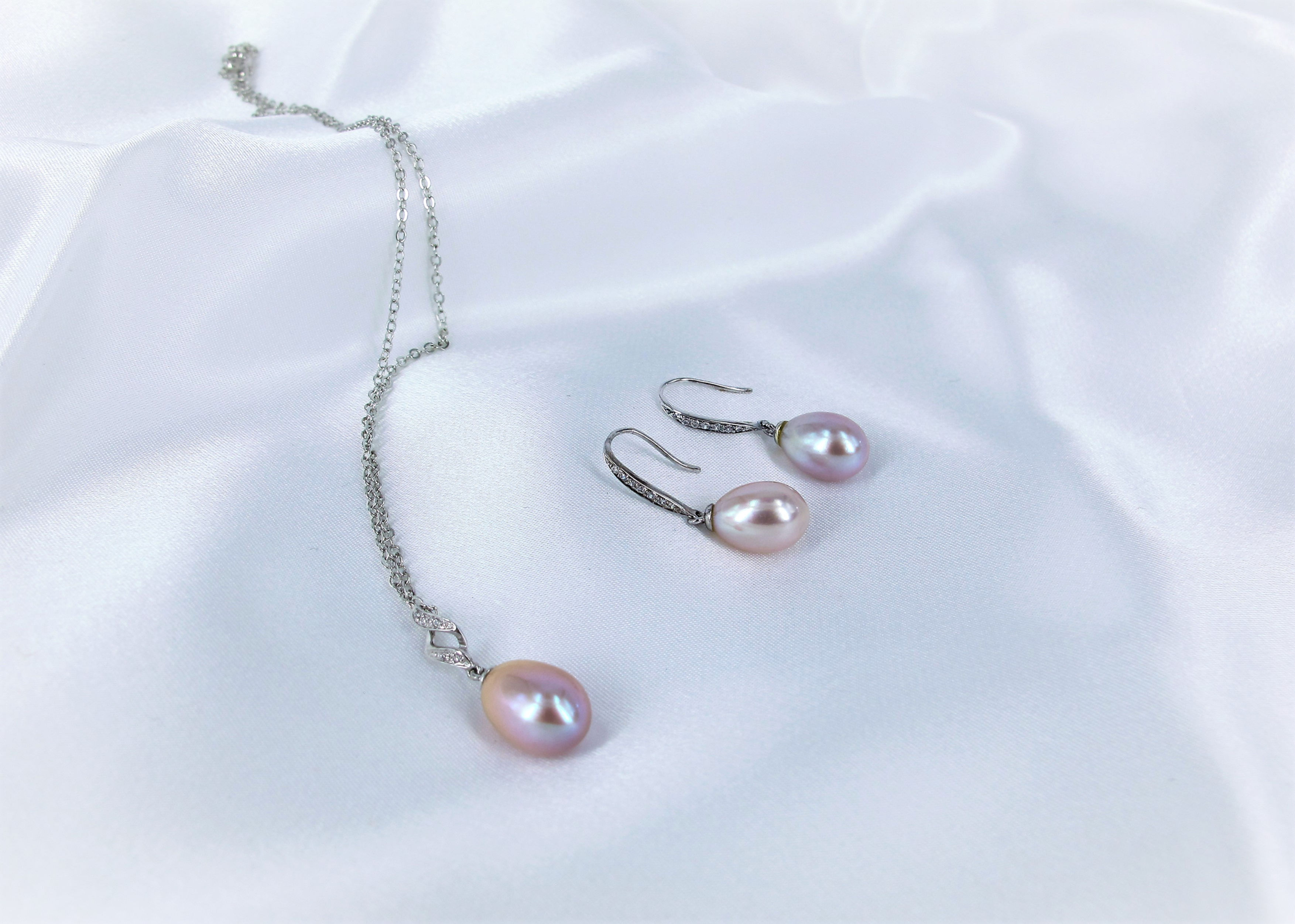 JCp 441EP Freshwater pearl natural pink - Pendant with earrings set