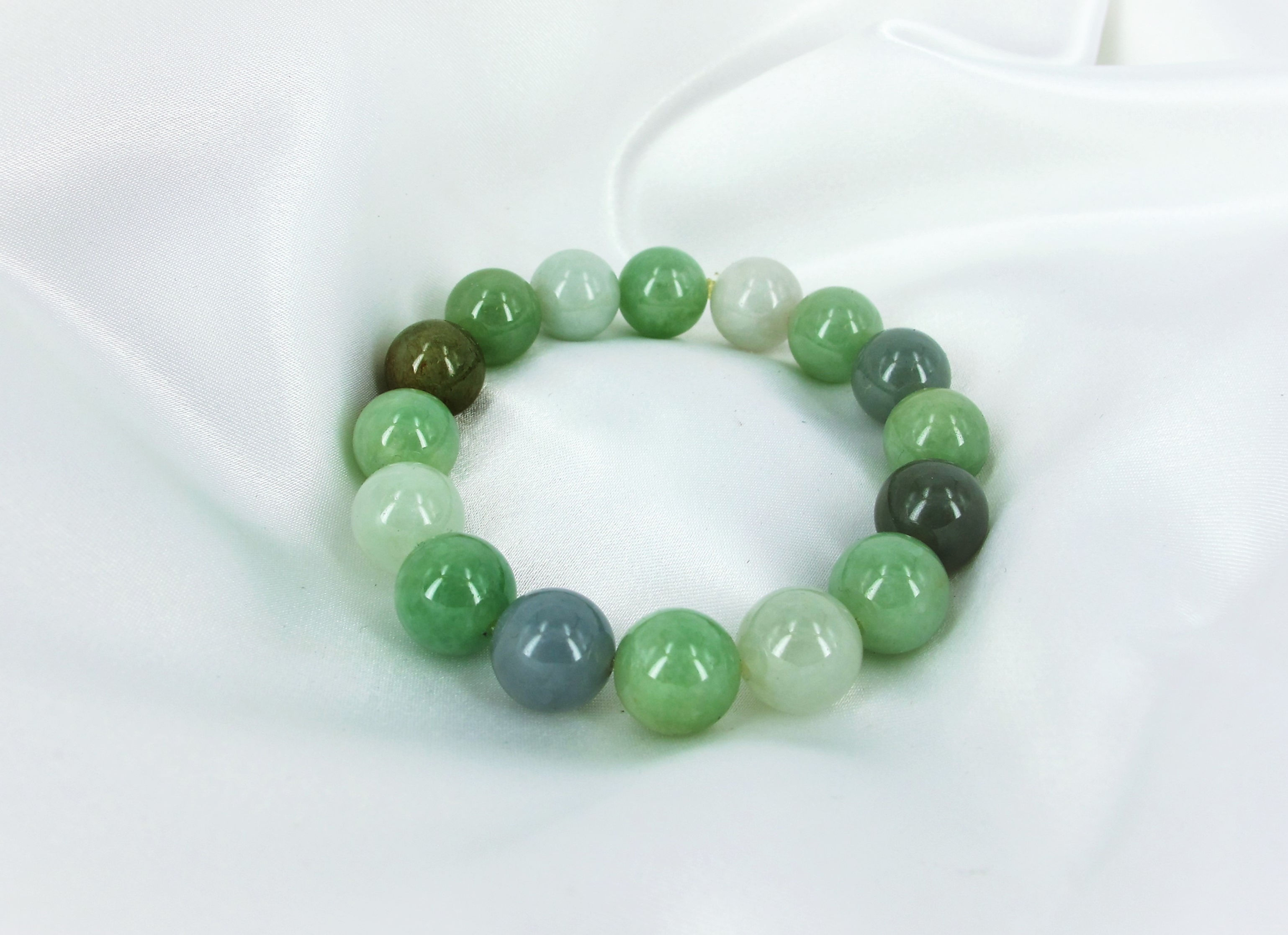 JCj 174B Jade 翡翠beads bracelet