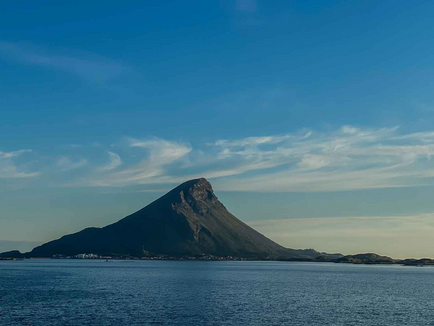 Lovund
