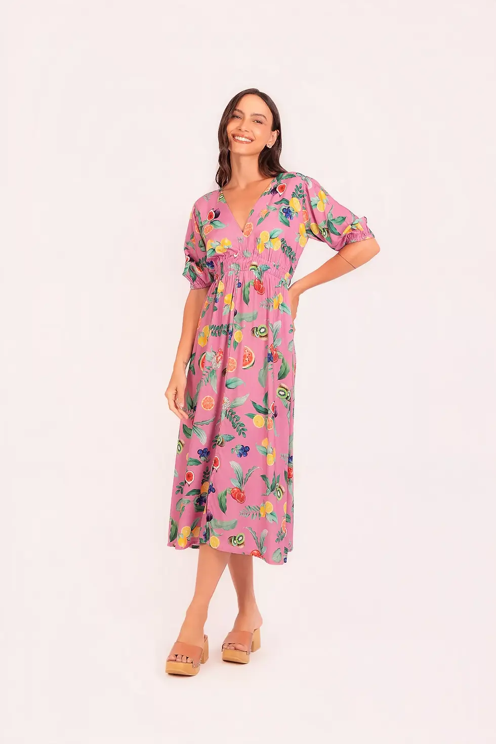 vestido-midi-estampa-frutas-69495ce807edd