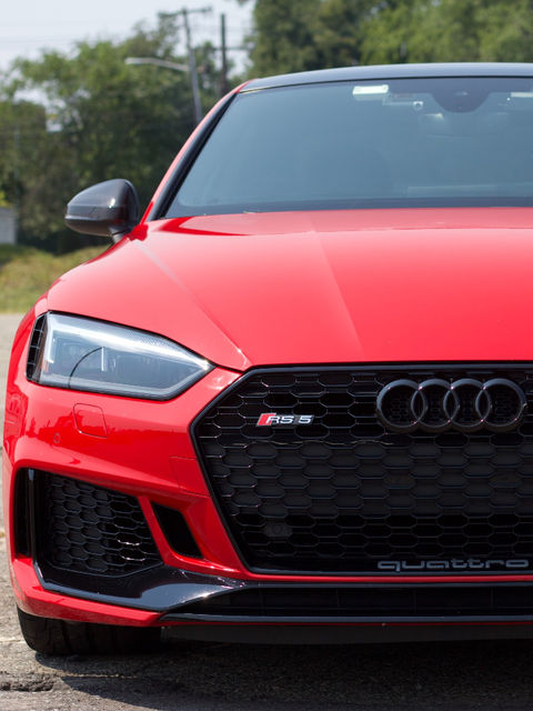 Vehicle receiving ultimate detailing in Wilson County, TN, including full interior, exterior, and protective services.