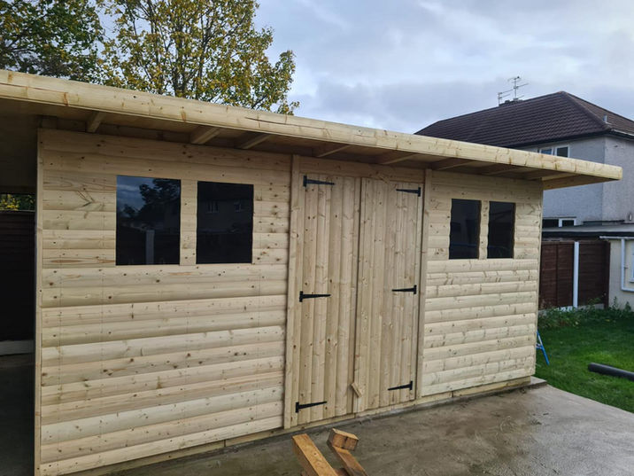 dgb pent shed 2.jpeg