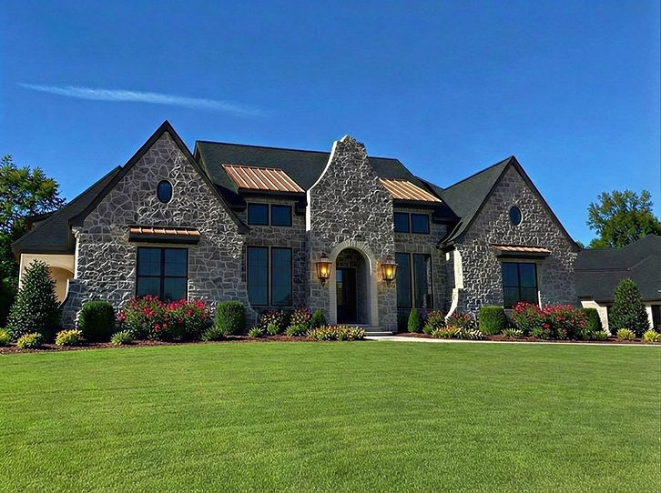 175 Front Daytime.jpg