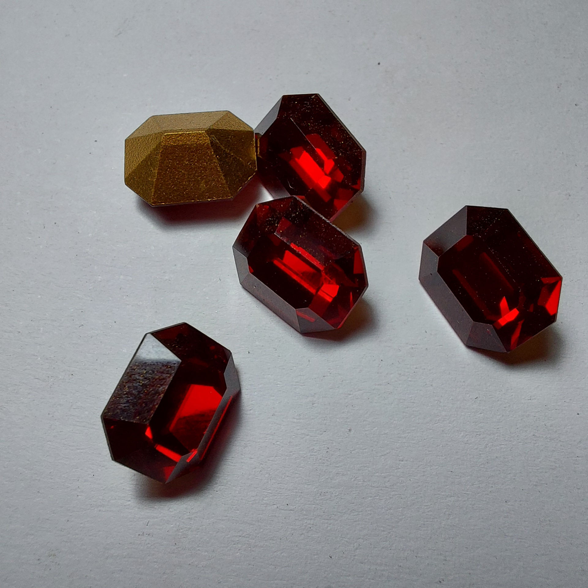 Glasschliffsteine oktagon 10x8 mm siam