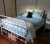 Empire Beds. Australian Made Beds. Cast Iron Beds. Cast Bed. Vintage Bed made in Melbourne. Traditional Victorian Beds.