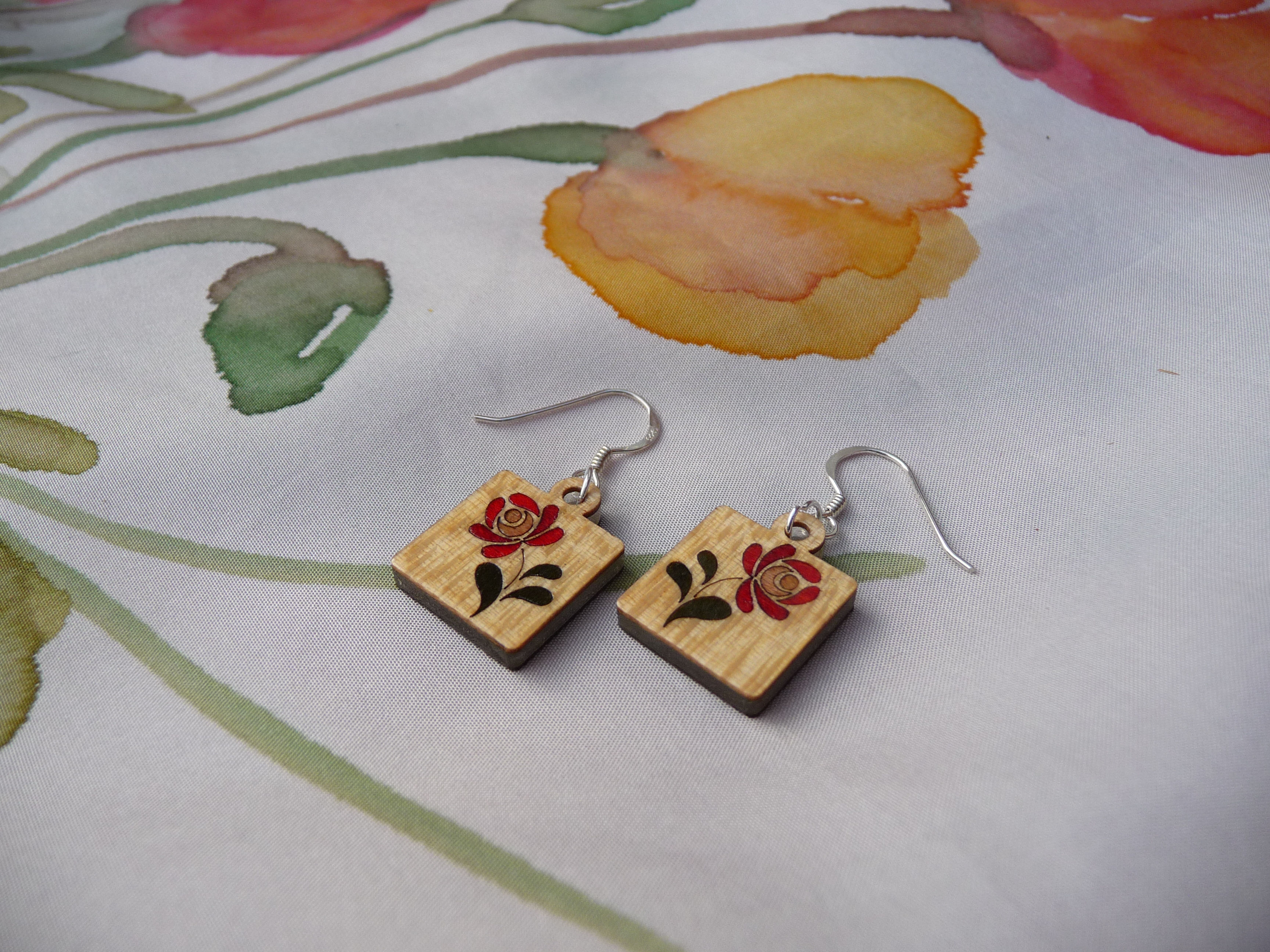 Sunshine Flowers - Green and Red A