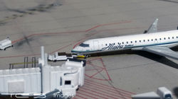 Alaska Airlines Bombardier CRJ700