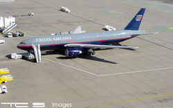 United Airlines 777-200