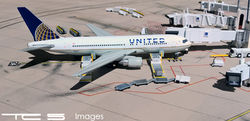United Airlines 767-200