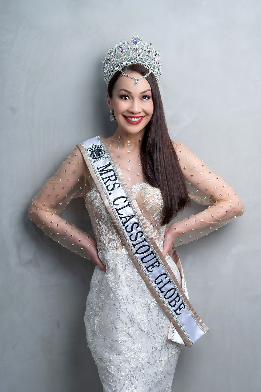 Mrs. Classique Globe 2022.jpeg
