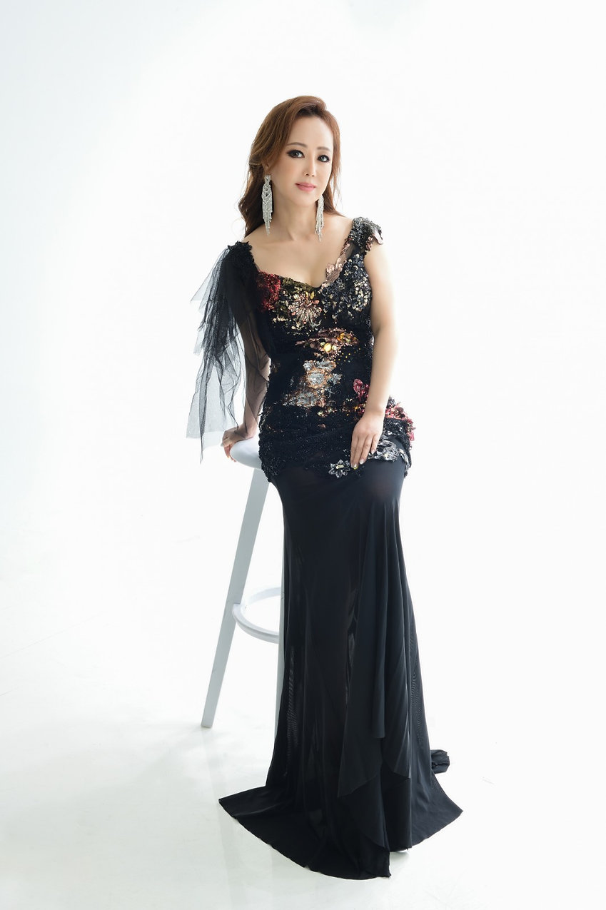 SK gown2.jpeg