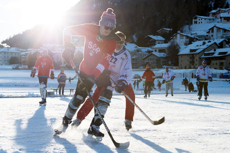 silvaplana_pondhockey_2020_cécile_gmuender_4.jpg
