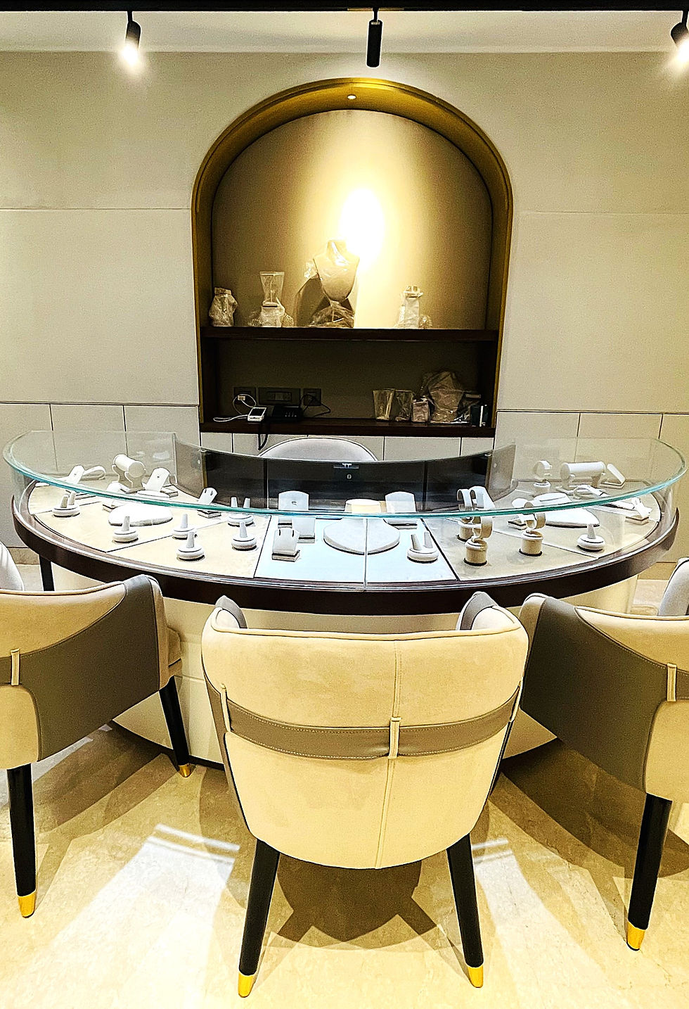 Jewellery Showroom, New Delhi