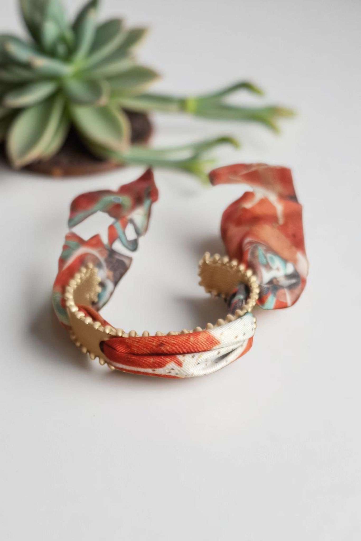 Bracelet jonc fin CORAIL