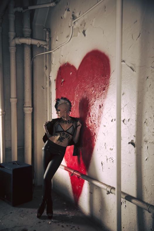 14595770_1107428732625935_74724141629610