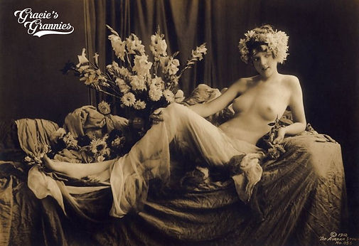 Vintage nude erotica