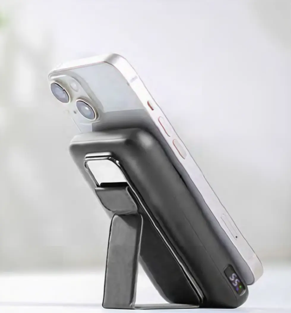 Thumbnail: PB-1 -- Black Magnetic Wireless Power Bank