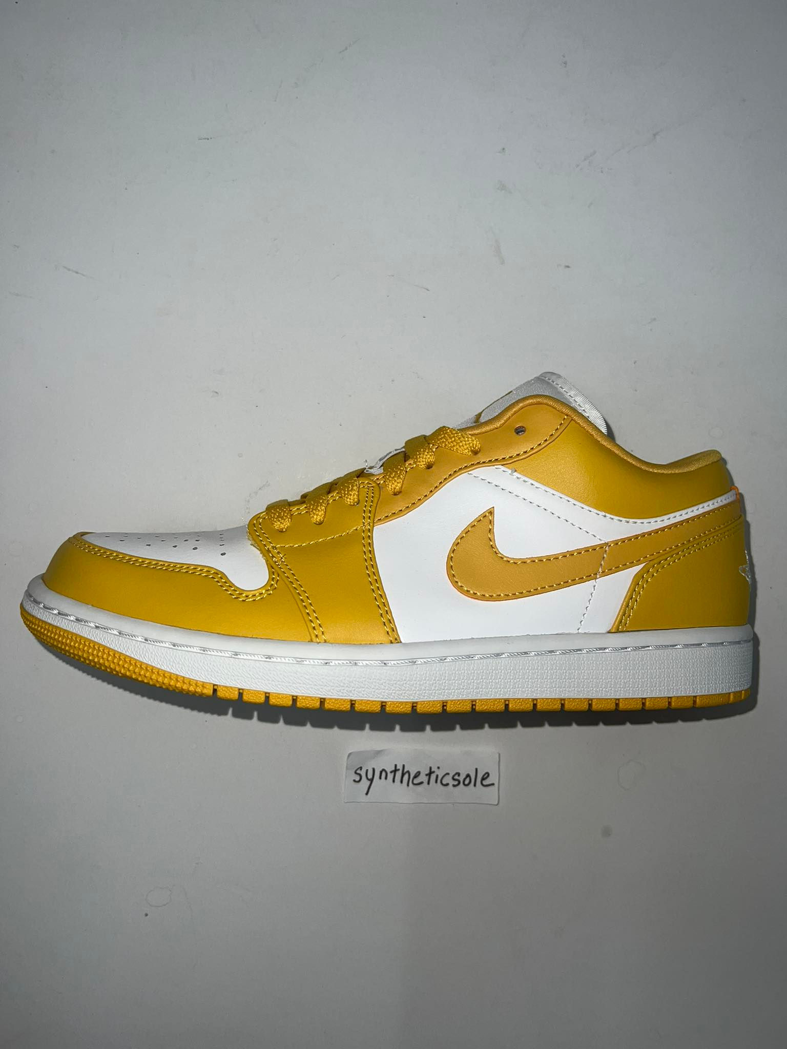 Jordan 1 Low Pollen US8.5