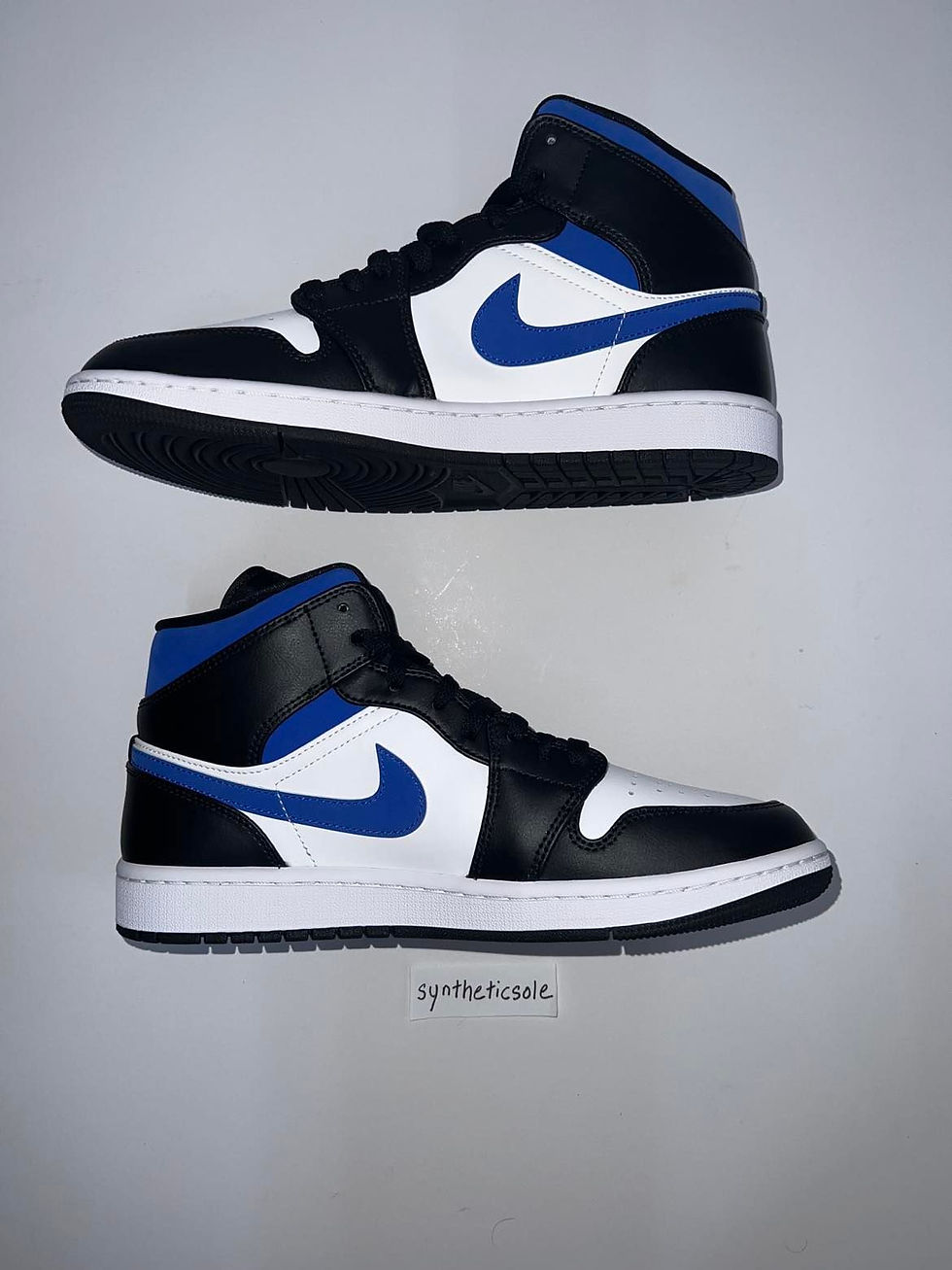 Thumbnail: Jordan 1 Mid White Black Racer Blue US9