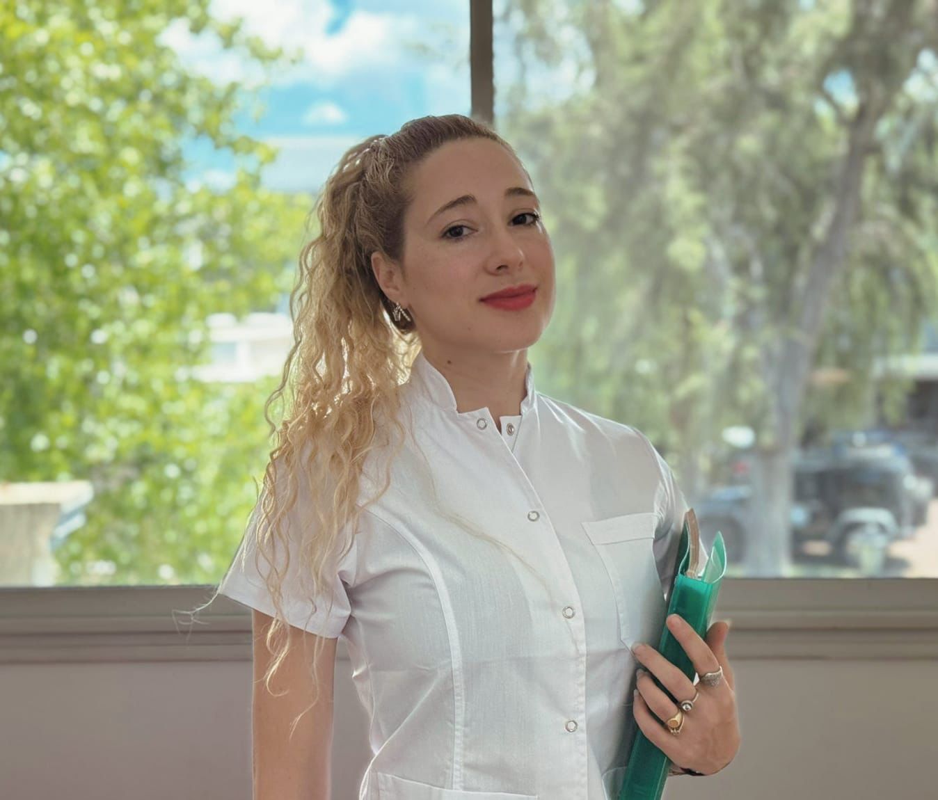 Dra. Ailín Beitia Cazot, doctora, medicina estetica, diagnostico por imagenes, medica
