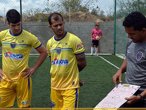 Caruaru City foca no retorno à zona de classificação do Pernambucano de Fut 7