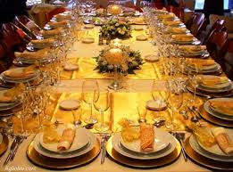 seder table3