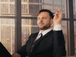 Владимир Фекленко в рекламном ролике для World Fashion Channel