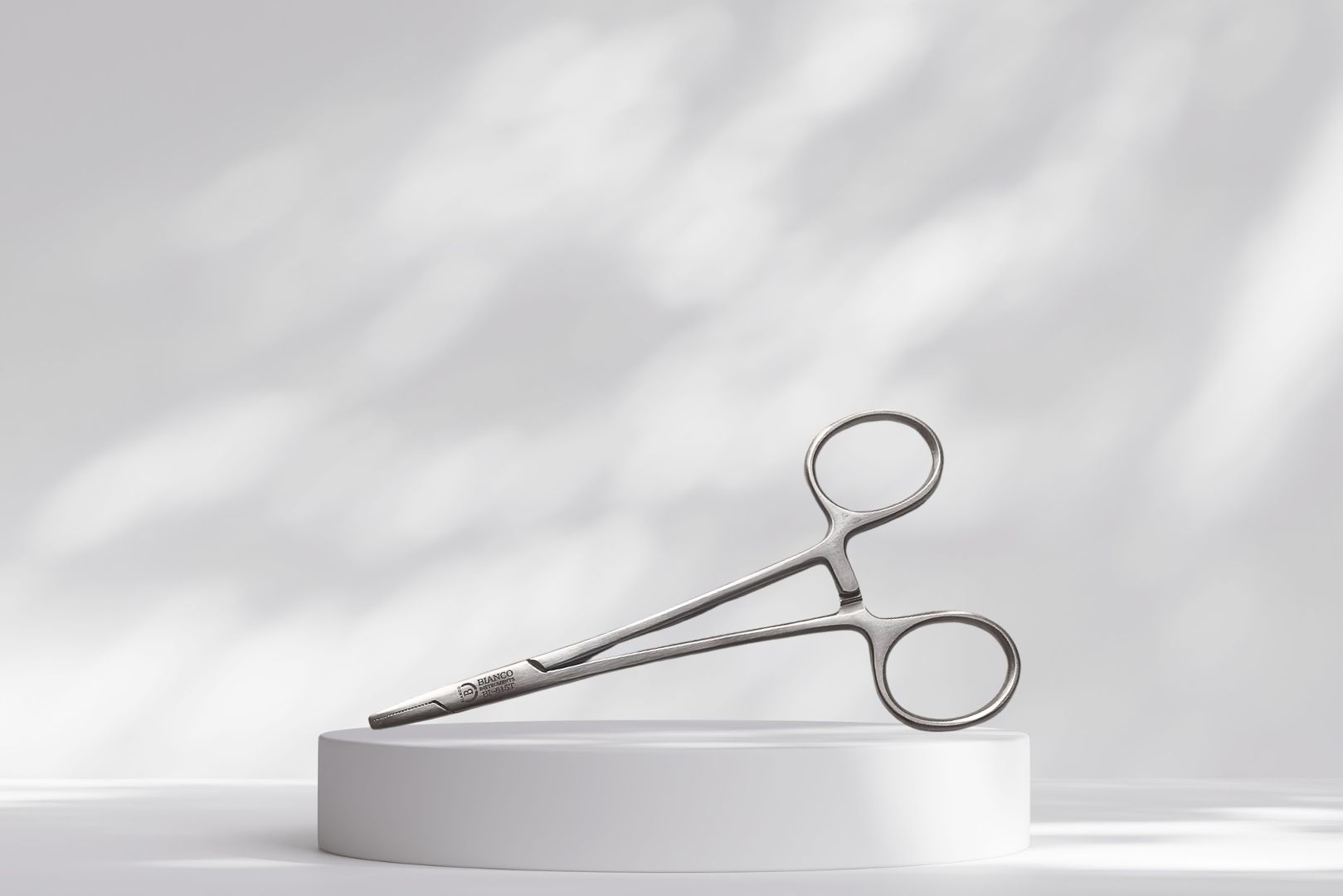 BI-615 5.5" Bulldog Needle Holder Bianco Instrument