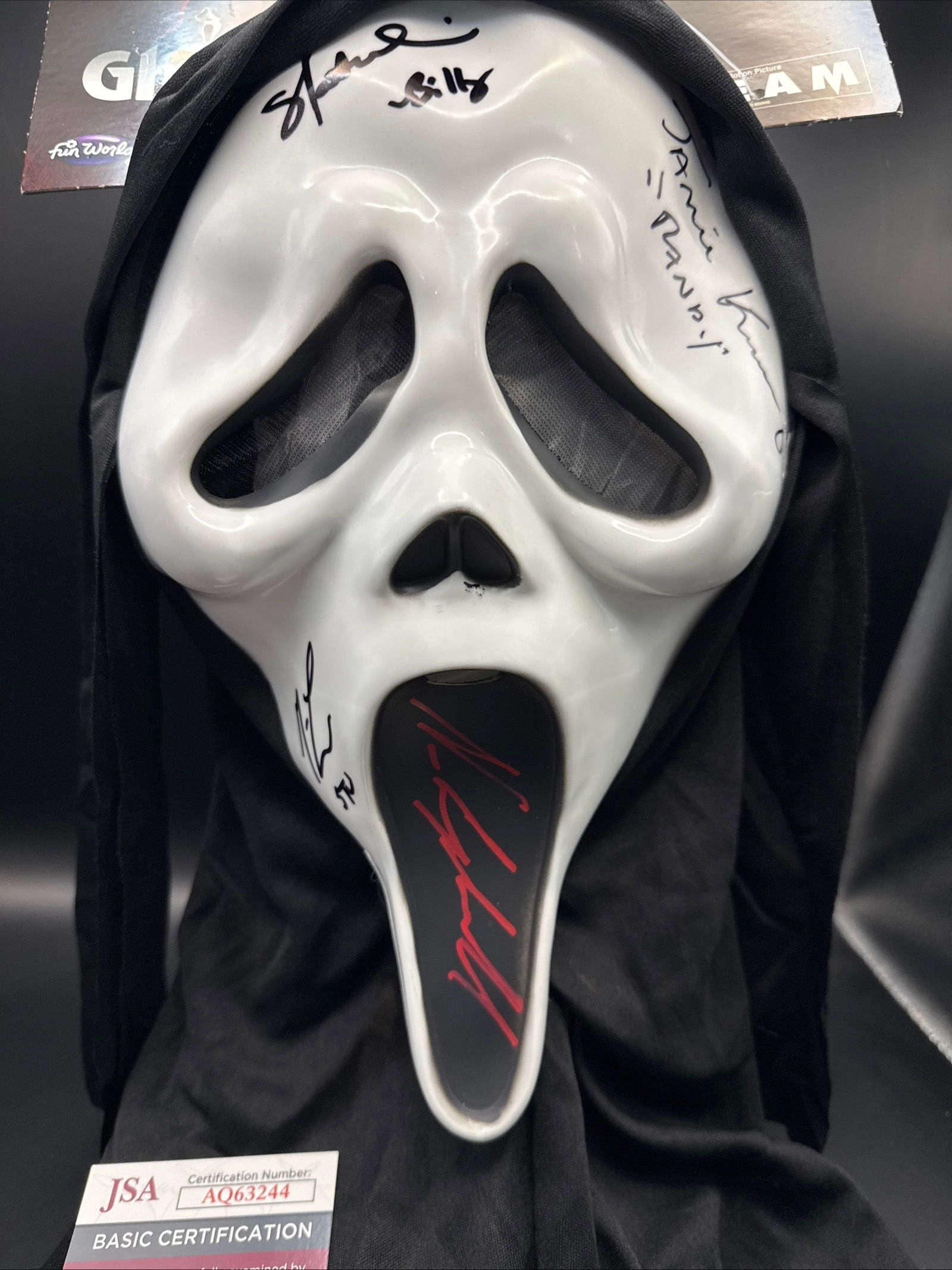 Scream 96’ Cast Signed Fun World Ghostface Mask
