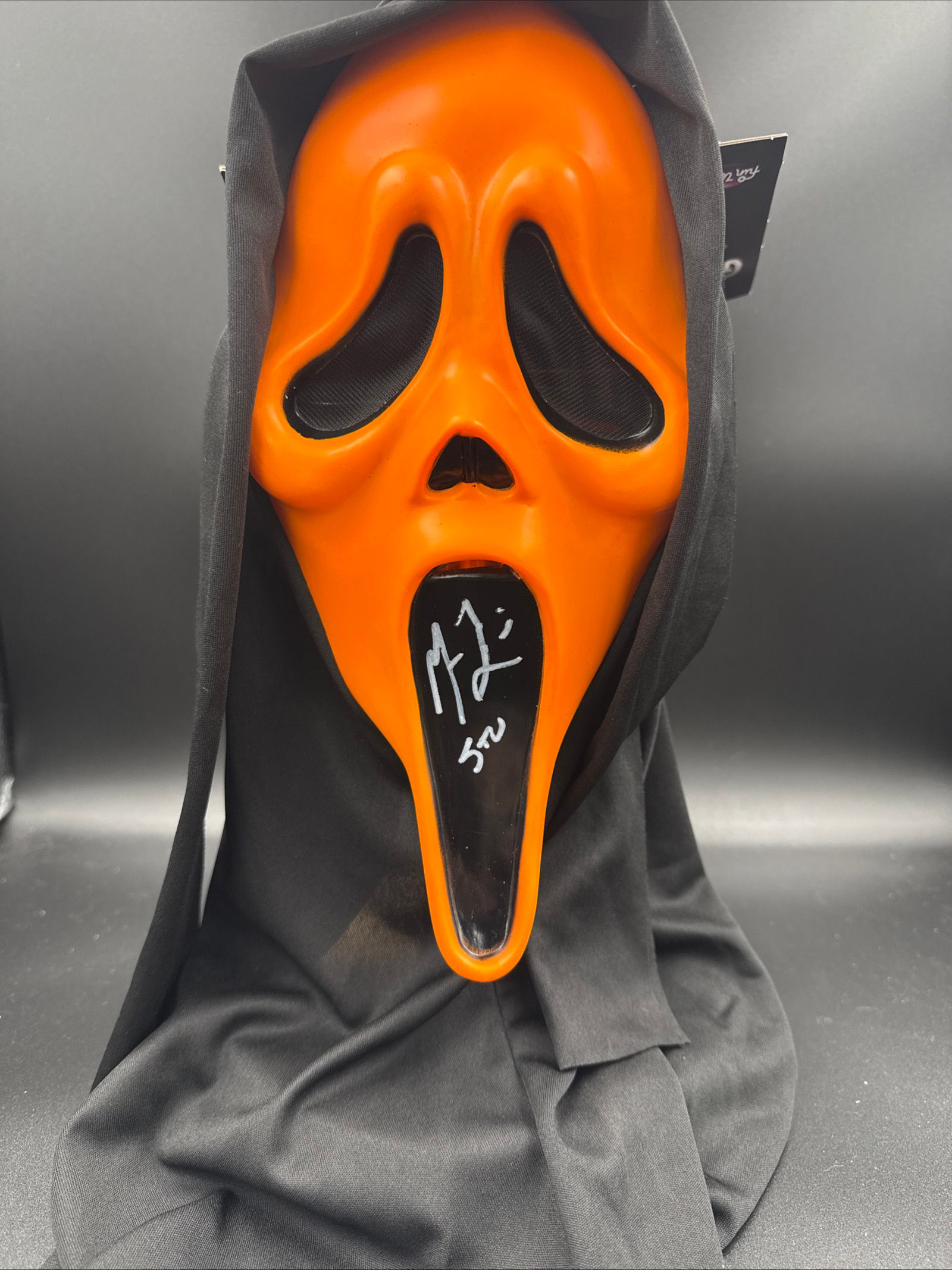 Fun World Official Ghostface Fluorescent Scream mask signed By Skeet Ulrich