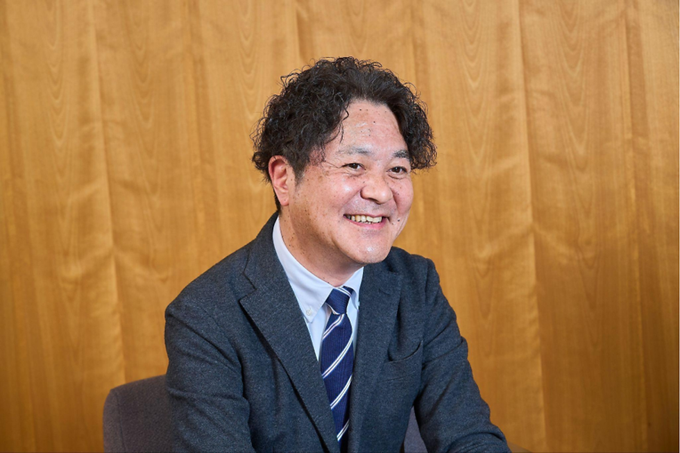 情報整理を進める中で、松本室長が「一番救われた」と話すのがTKKによる全社レベルのSWOT分析です 。実務に入り込んでいる社内の人間は、どうしても担当領域の解像度が高くなりすぎて、全体を俯瞰してシンプルに整理することが難しくなります 。そこに外部の視点が入ったことで、動き出したといいます 。