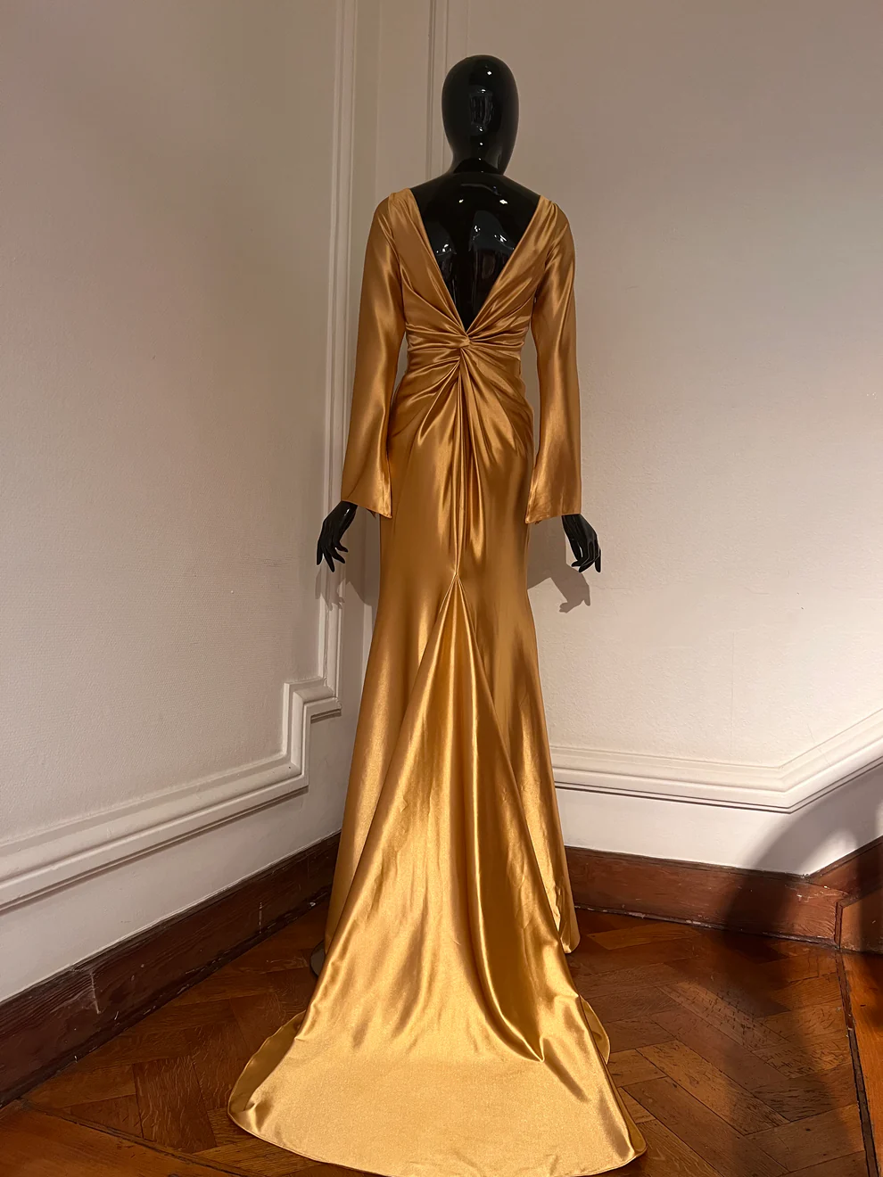 Robe invité mariage Natthida 