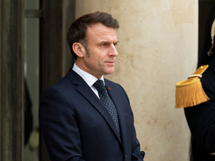 Macron: Prestanite kupovati američko oružje, kupujte europsko