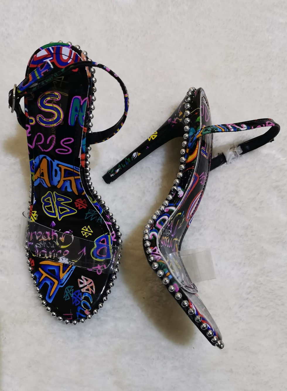 Thumbnail: Multicolored sandals
