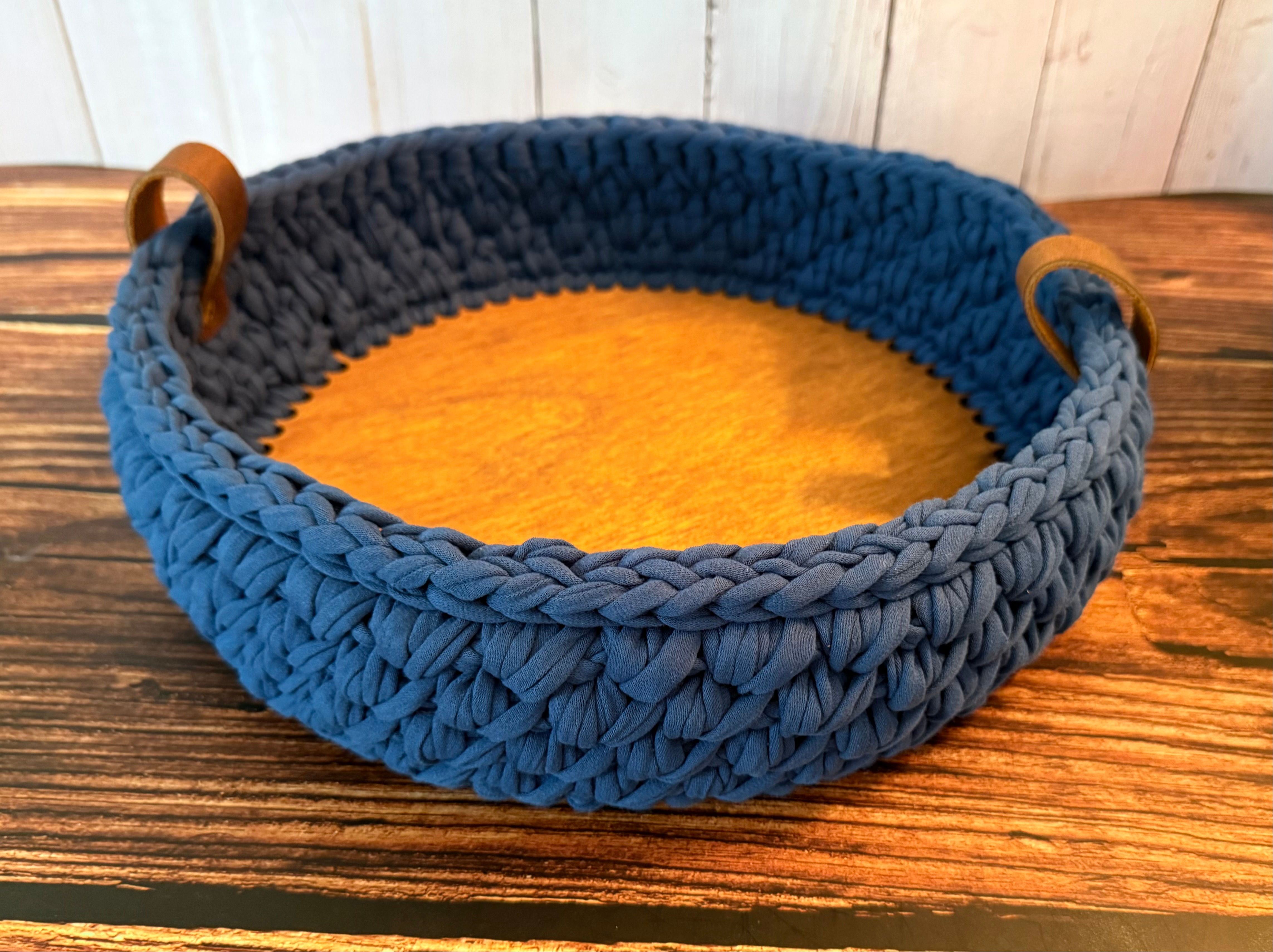 Large Royal Blue Round w/Leather Handles
