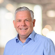 Wiki AI eliminiert ungeplante Störzeiten und zeigt Maschinenbediener zu Problemen in Sekunden Lösungen Ulrich Höltermann