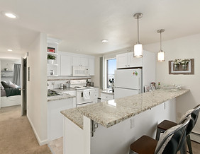 Kitchen 1.jpg