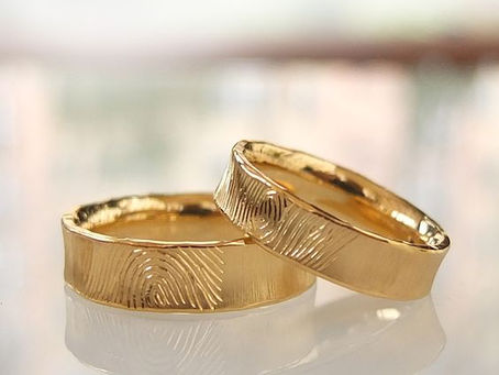 Personalizowane obrączki ślubne.