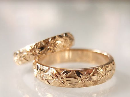 Obrączki z motywem kwiatów pomarańczy