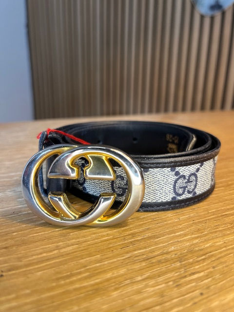Miniature : Ceintures Gucci, LV
