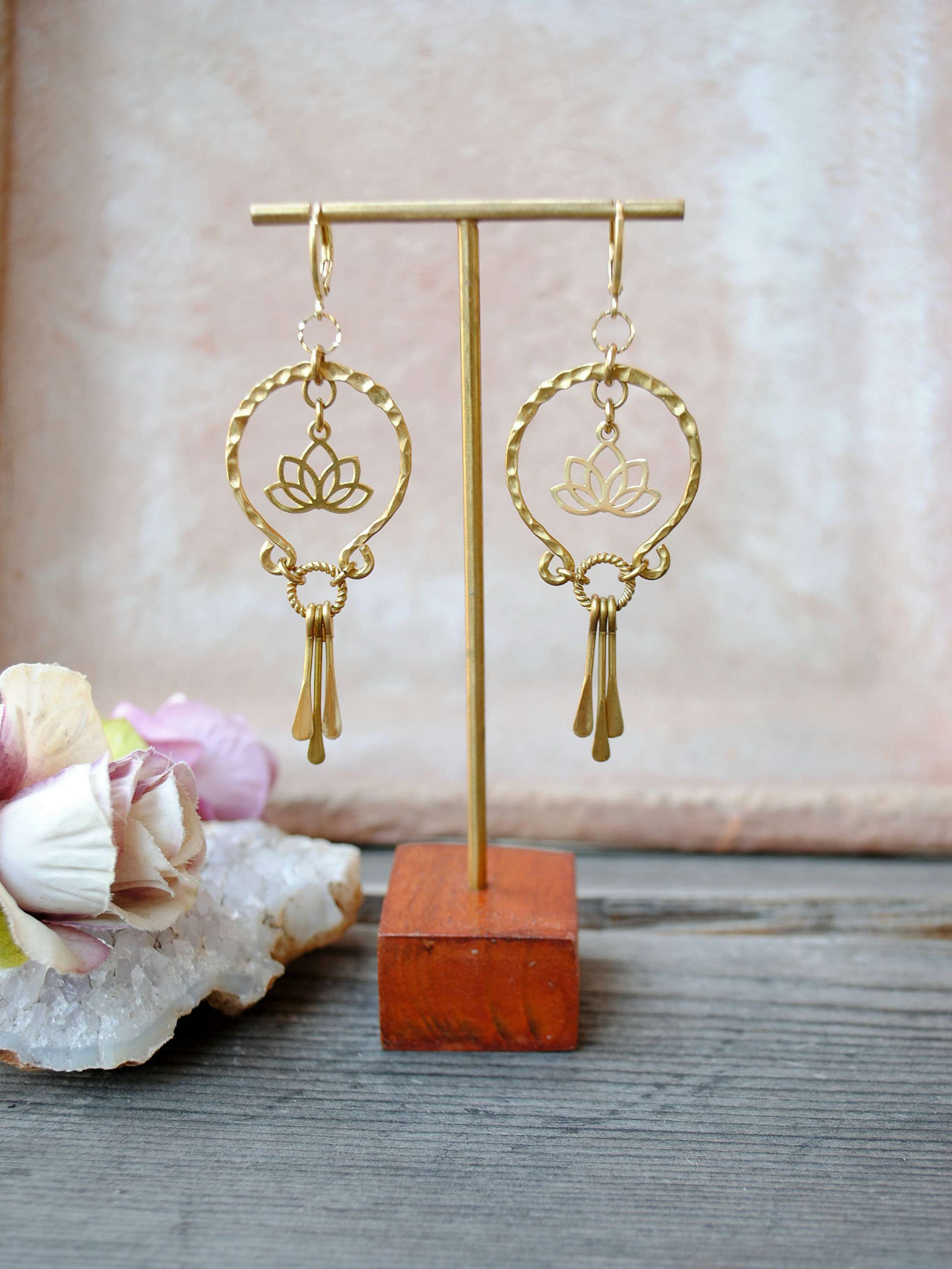 Lotus Messing Ohrringe 
